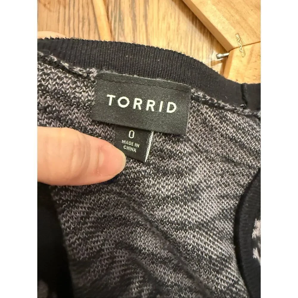 Torrid Black Gray Zebra Print‎ Button Up V-Neck Cardigan Sweater Plus Size 0